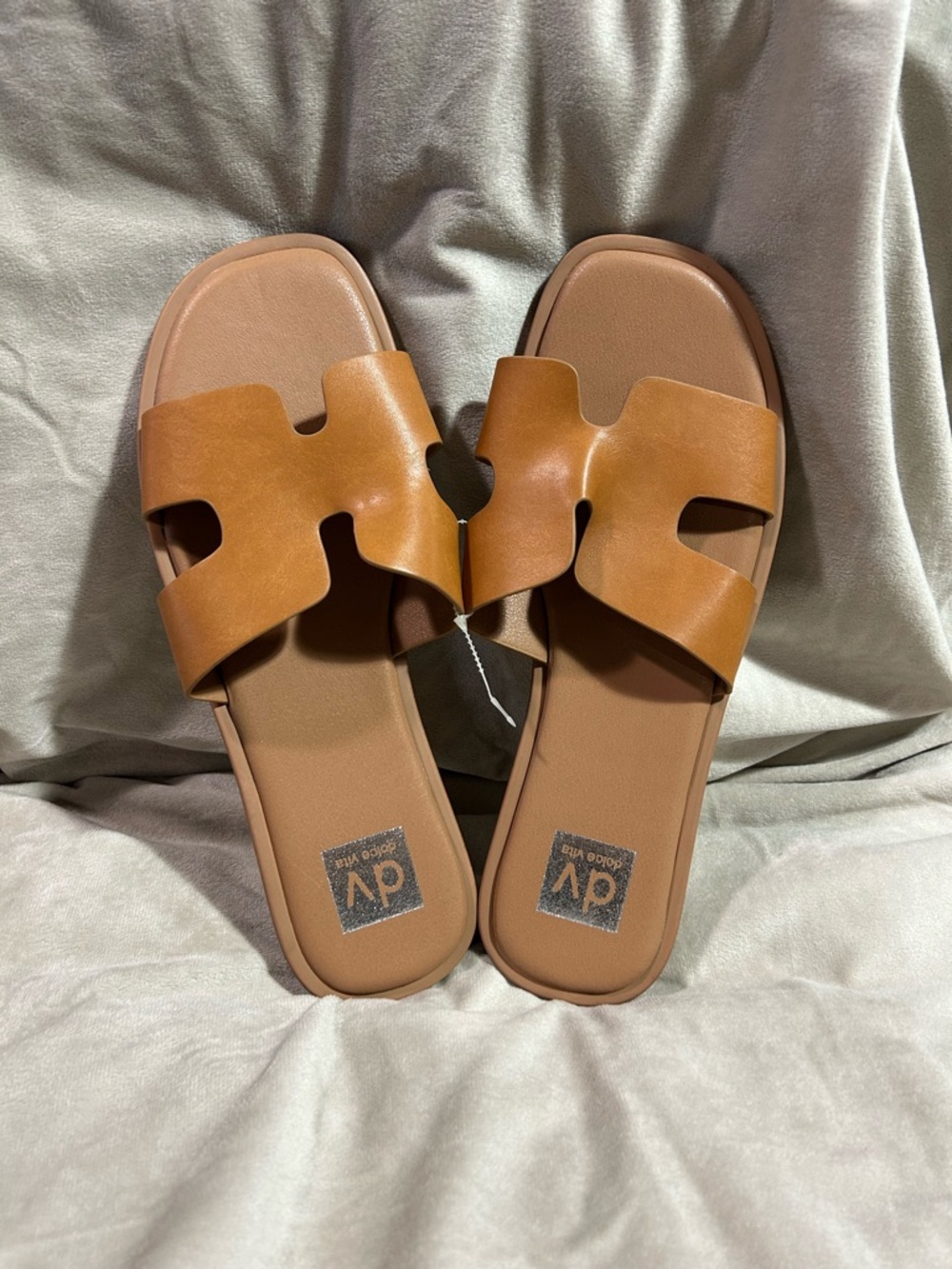 DV by Dolce Vita Women's Tan Slide Sandals
